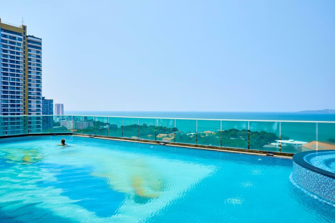 Cozy Beach Condo By Fantasea Beach Pattaya Buitenkant foto