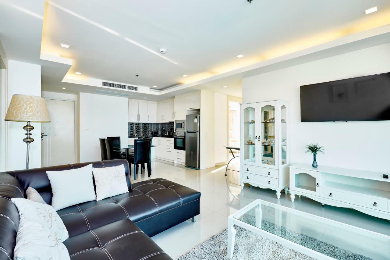 Cozy Beach Condo By Fantasea Beach Pattaya Buitenkant foto